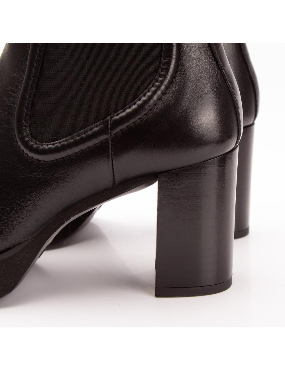 Farrutx VERONIKA Natur Negro