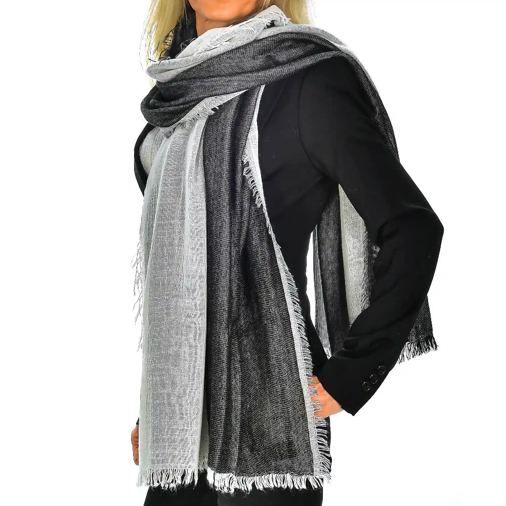 Firenze Artegiani Fular Bufanda Bicolor Doble Solapa Modal Y Lana. Made In Italy