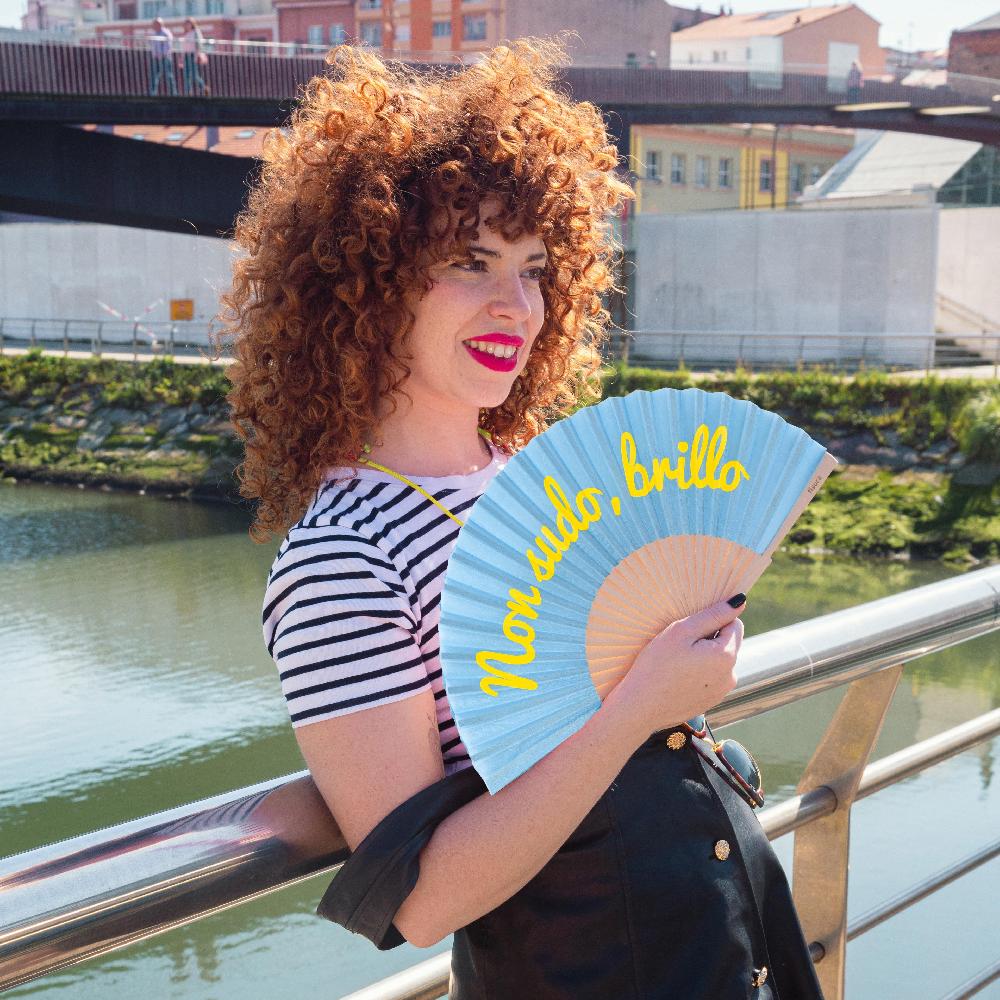 Fisura Abanico “Non Sudo Brillo” Azul (brilla En La Oscuridad)