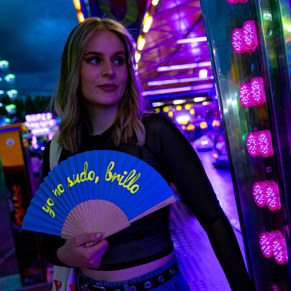 Fisura Abanico “yo No Sudo Brillo” Azul (brilla En La Oscuridad)