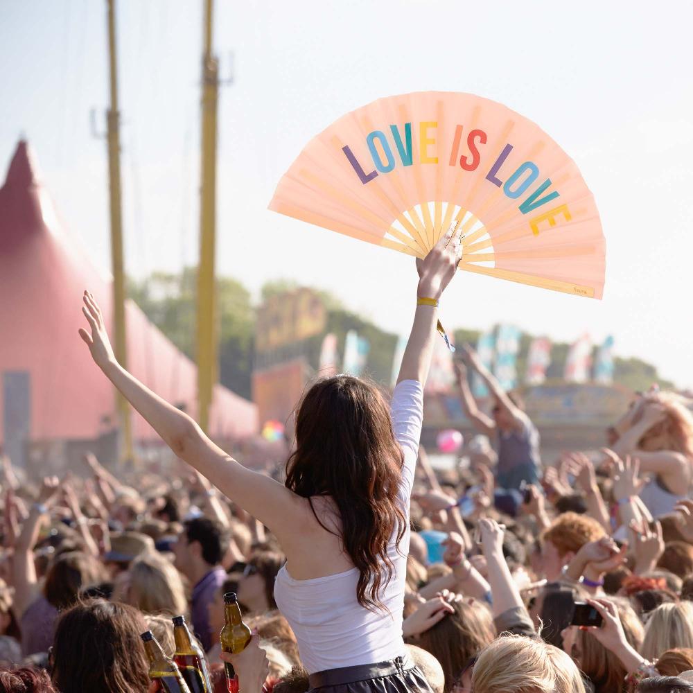 Fisura Abanico Xxl “Love Is Love"