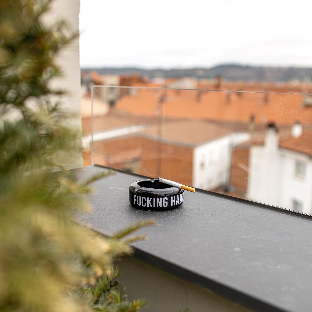 Fisura Cenicero "Fucking Habit" ING