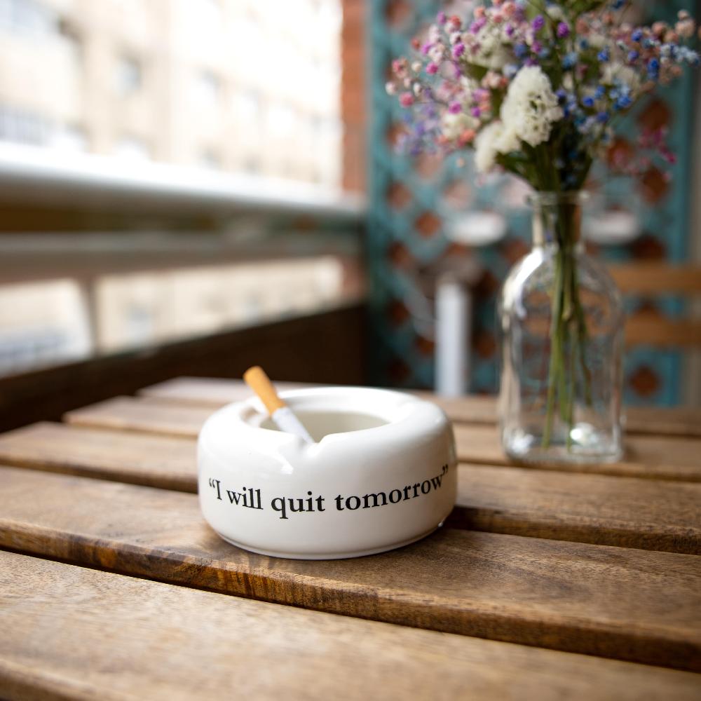 Fisura Cenicero "I Will Quite Tomorrow”