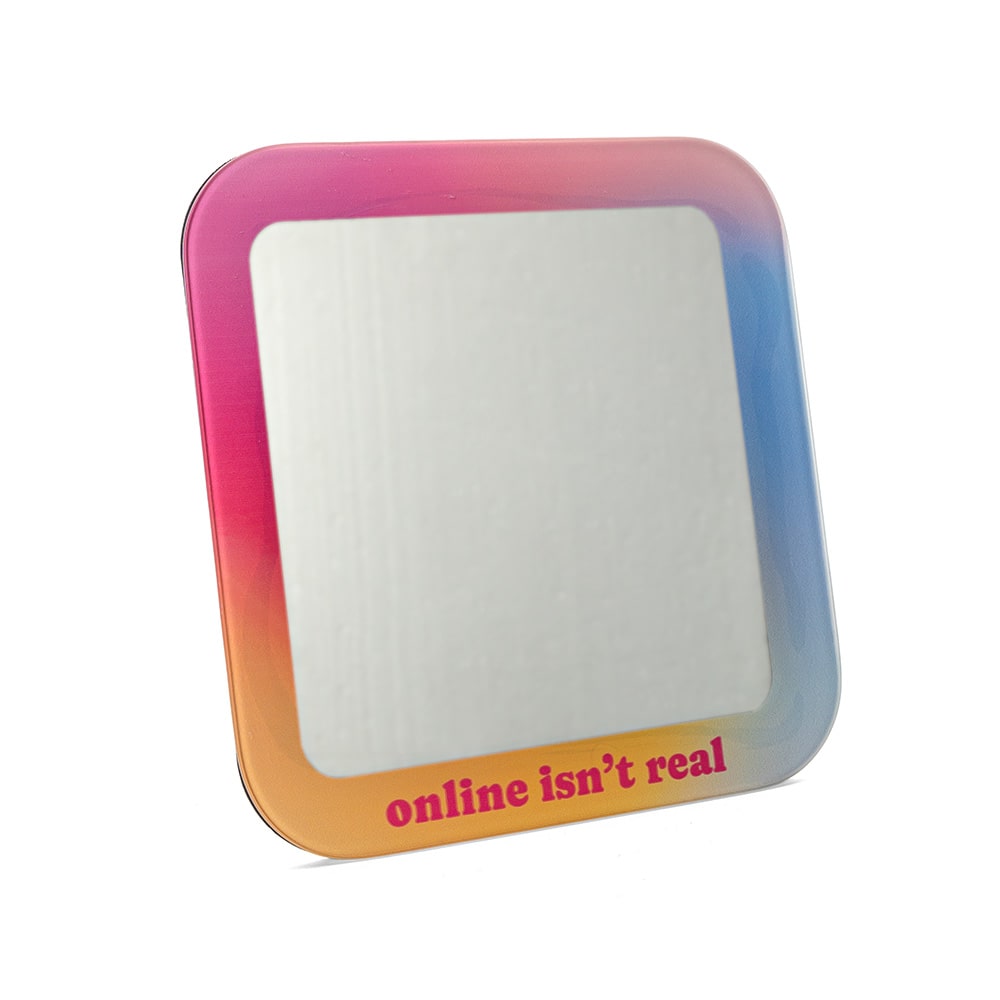 Fisura Espejo “Online isn’t real”