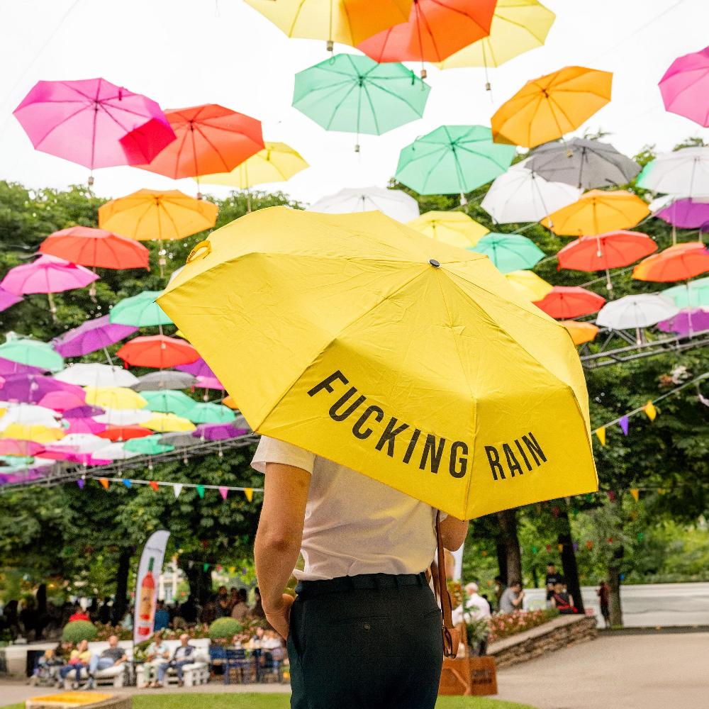 Fisura Paraguas Plegable "Fucking Rain" Amarillo
