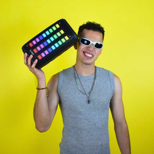 Fussion ISP-23004 Bocina Portátil CUBIX 2X3" 20 000W P.M.P.O