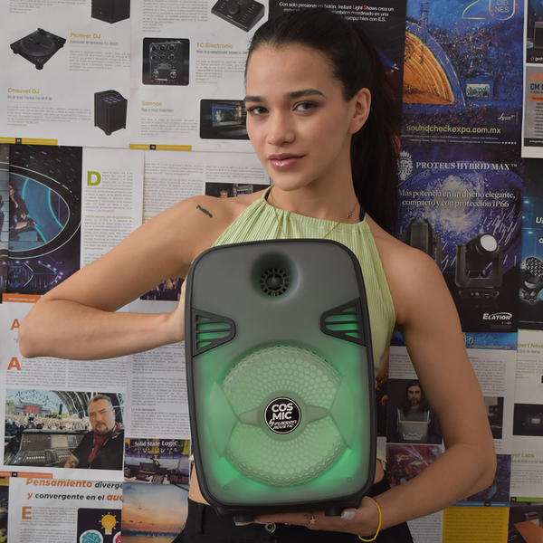 Fussion PBS-8053 BAFLE AMPLIFICADO 8" COSMIC 10 000W P.M.P.O