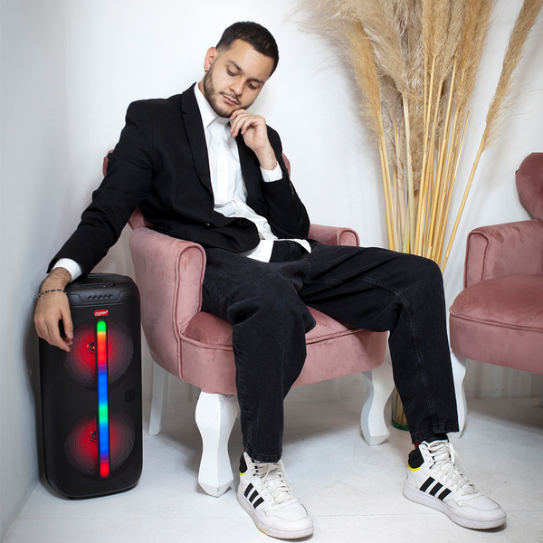 Fussion PBS-8X2009 Desata El Poder Sónico De Cyclops: ¡8 000W P.M.P.O De Pura Intensidad En Un Bafle Digital Con 2X8"