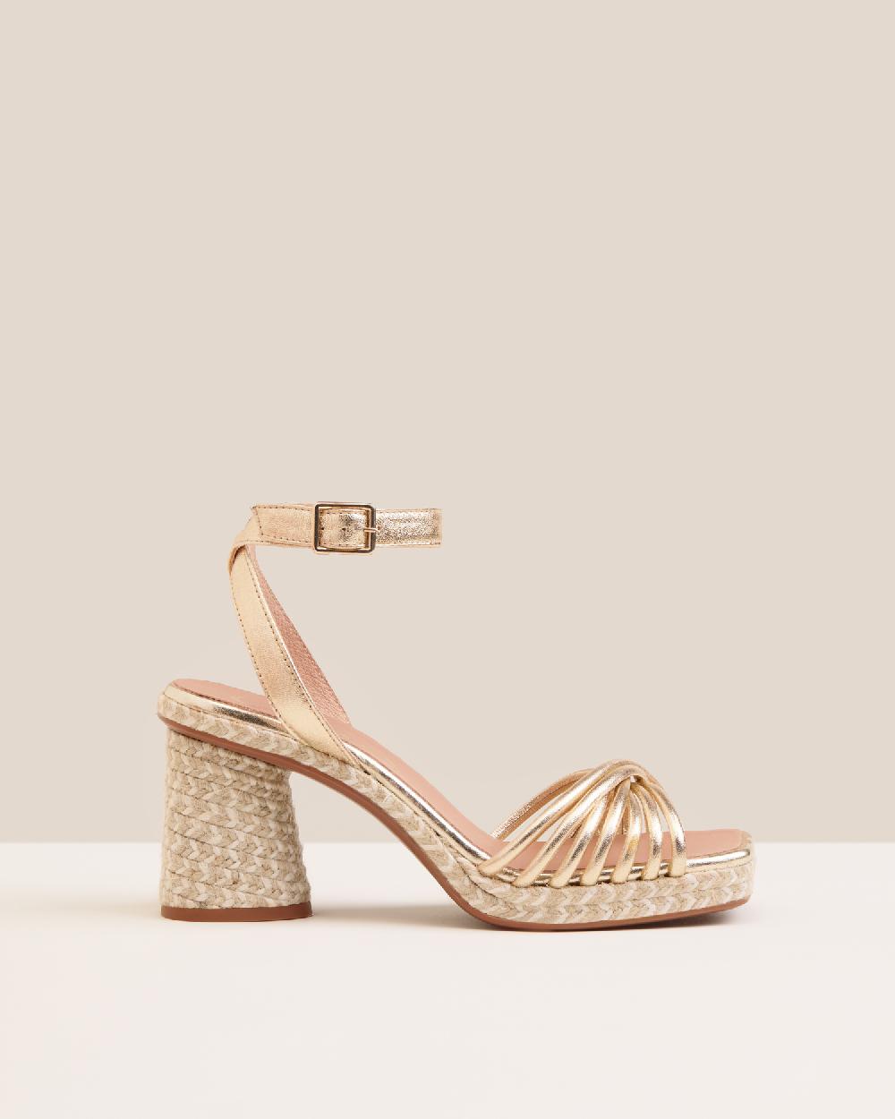 Gaimo espadrilles Fusca OroSandalias con tacón de yute en piel con detalle multitiras