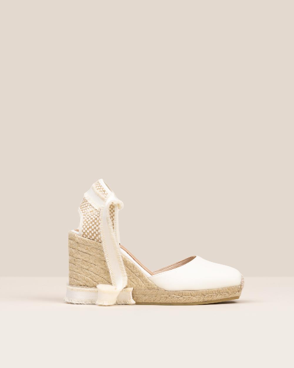 Gaimo espadrilles Gemi MarfilAlpargata de cuña en piel super soft y cintas deshilachadas