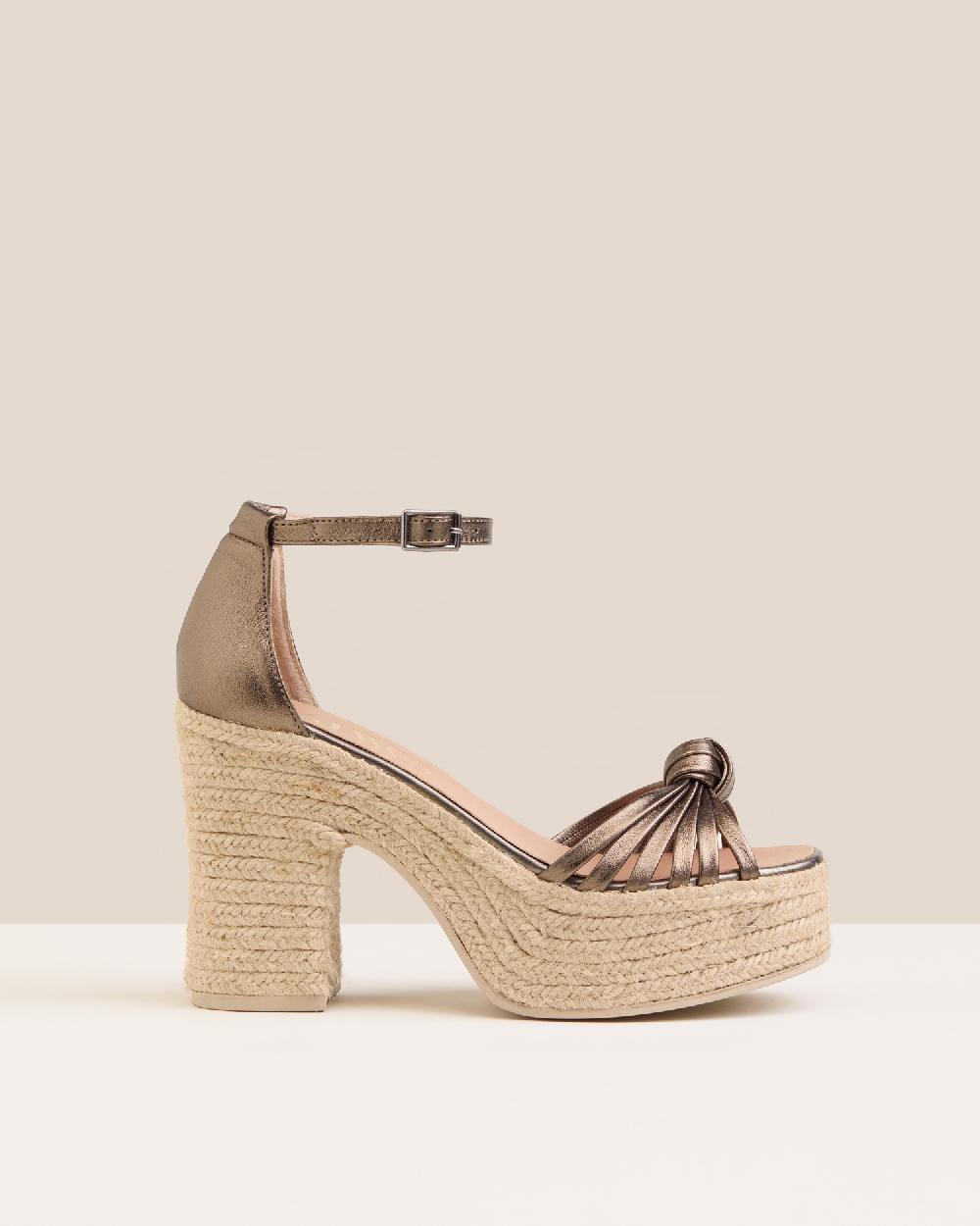 Gaimo espadrilles Melissa Plata ViejaSandalias con tacón de yute en piel con detalle de nudo multitiras