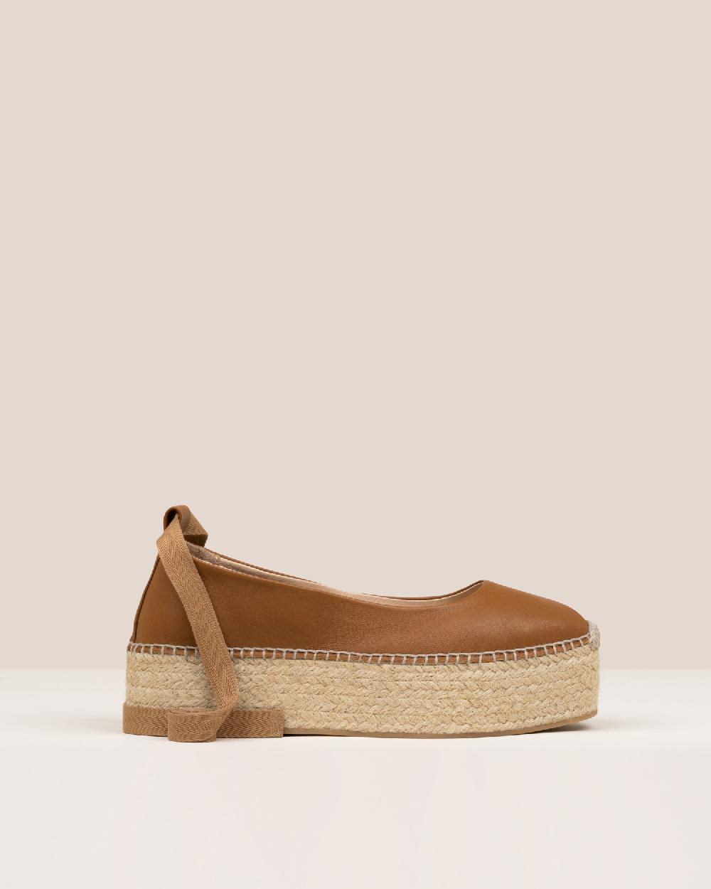 Gaimo espadrilles Mitsy PralineBailarinas con plataforma de yute en piel con cintas
