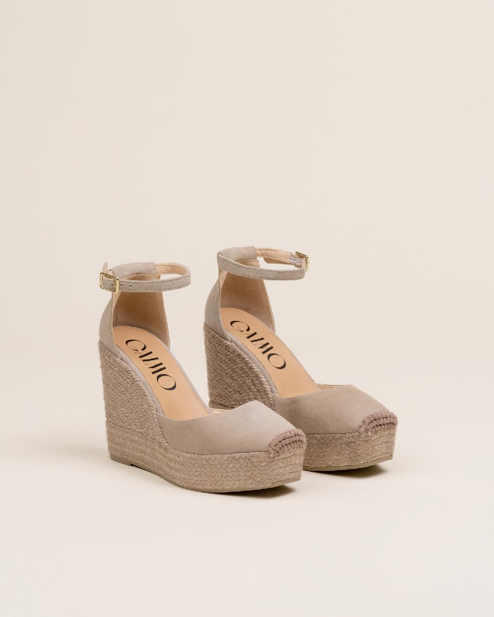 Gaimo Espadrilles Sugus KangarooAlpargatas De Cuña Monocolor En Piel Con Hebilla