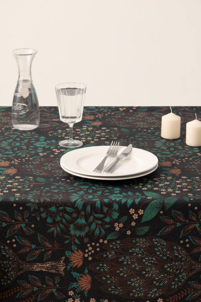 Girones Mantel Antimanchas Kidston BLACK THORN