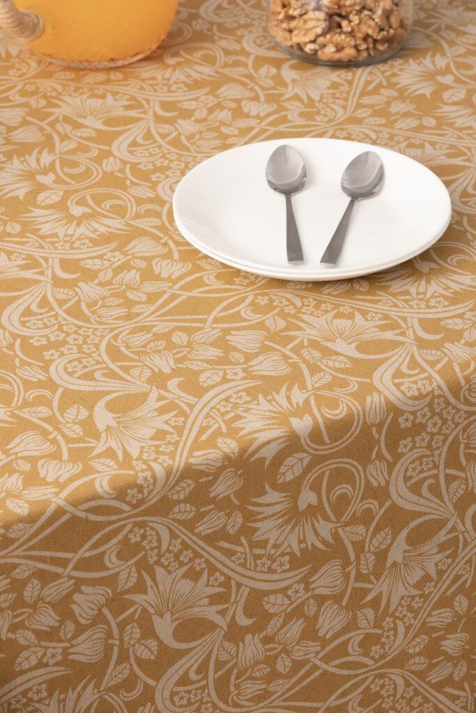 Girones Mantel Antimanchas ZEN SCROLL Mostaza
