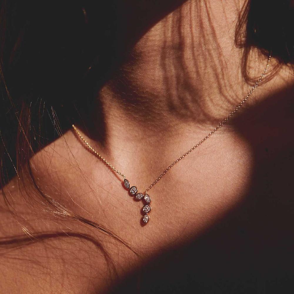 Gold&roses Collar Marquise&Co. Cascade