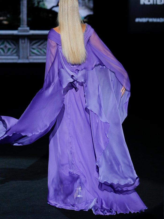 Hannibal Laguna Look 19 VESTIDO GERBERA