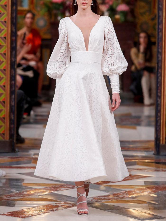 Hannibal laguna LOOK 11 Vestido de boda VASILEA realizado en organza devoré