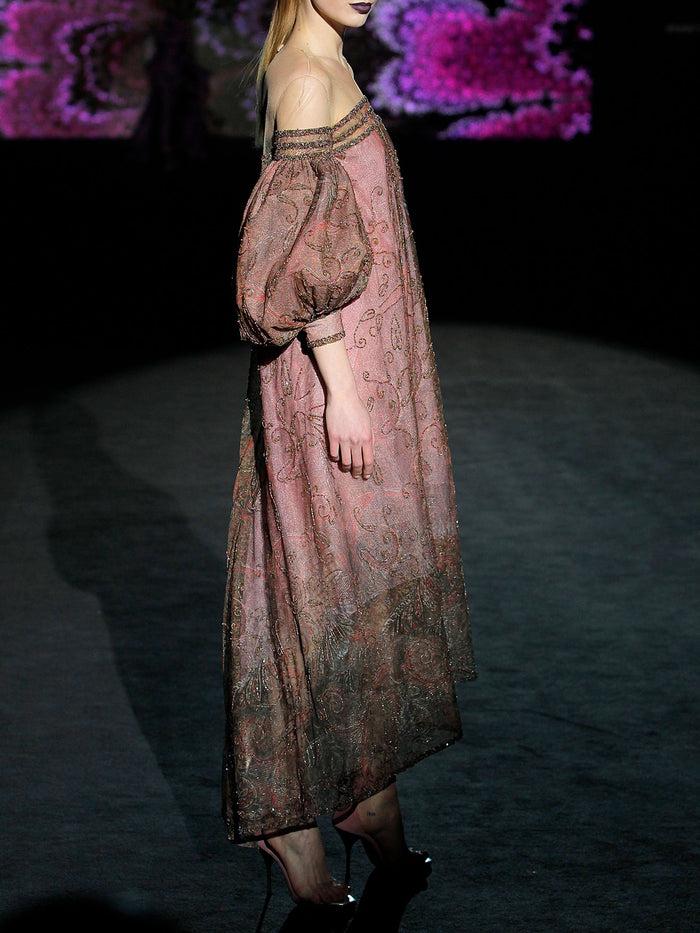 Hannibal Laguna LOOK 13 HIDANKA | Vestido En Tul Tatoo Bordado Con Fondo Rosa