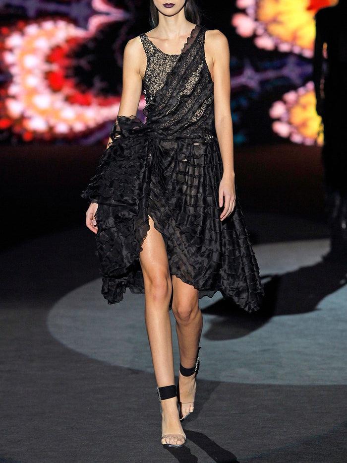 Hannibal laguna LOOK 18 HYMAN | Vestido en malla bordada y organza negra