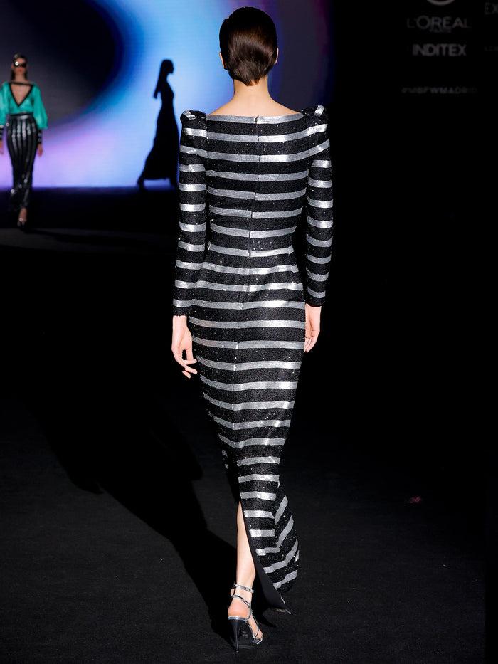 Hannibal Laguna LOOK 2 JAISAL | Vestido De Fiesta Realizado En Paillete Metalizado Plata Y Negro