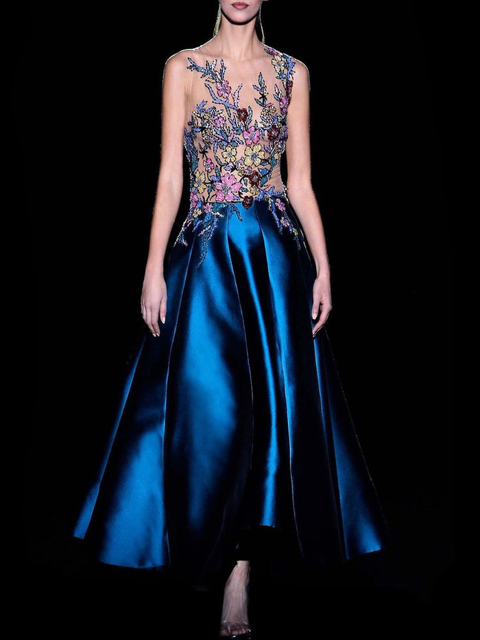 Hannibal laguna Look 21 CAMELOT | Cuerpo bordado en cristal sobre base invisible y falda nesgas