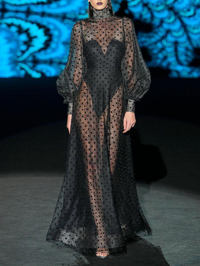 Hannibal laguna LOOK 26 HEVANS | Vestido en tul plumeti y chantilly negro