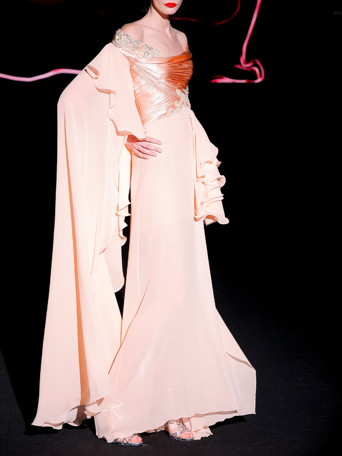 Hannibal Laguna LOOK 26 Vestido JARDINEL | Vestido De Fiesta Realizado En Gasa Seda Color Salmón Con Bordados De Swarovski