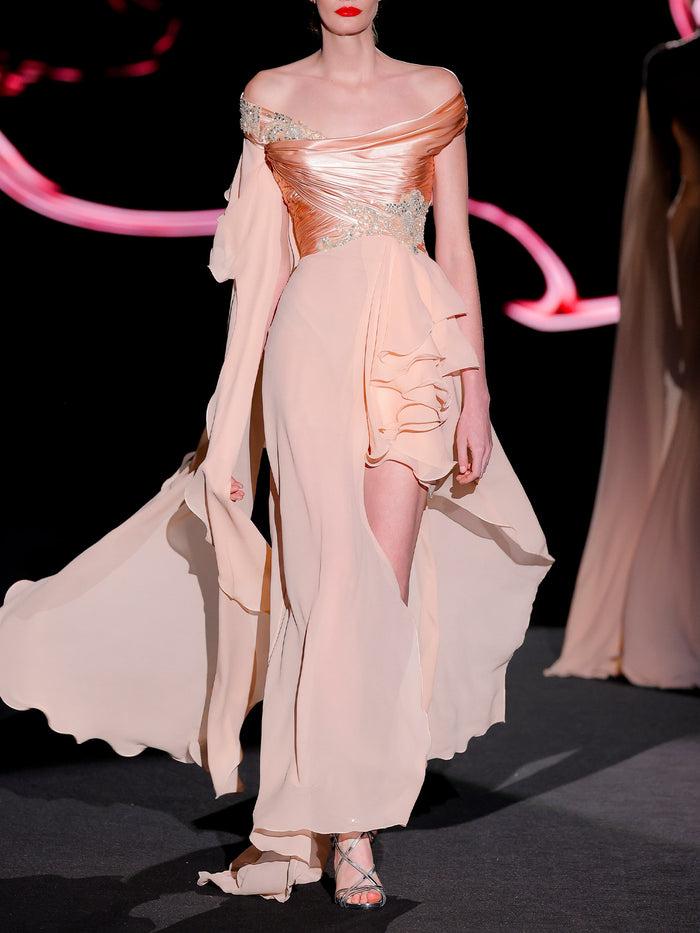 Hannibal laguna LOOK 26 Vestido JARDINEL | Vestido de fiesta realizado en gasa seda color salmón con bordados de swarovski