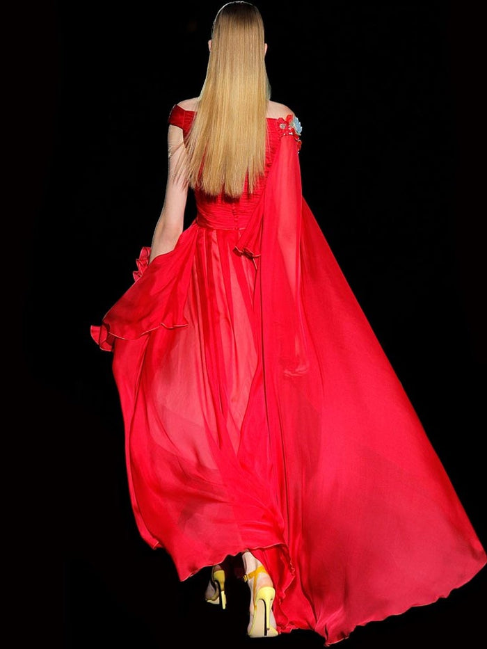 Hannibal Laguna Look 28 DELANIA | Vestido Gasa Roja Con Falda Asimétrica