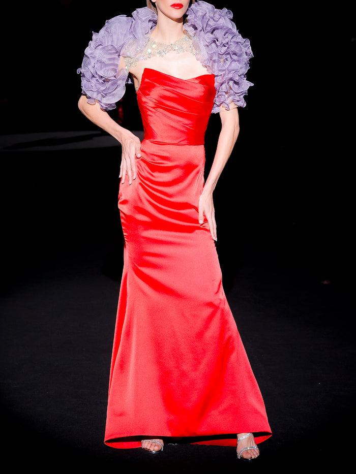 Hannibal Laguna LOOK 31 Bolero JAZZ Y Vestido JARMON | Bolero De Volantes De Garza Plisada Amatista Y Swarovski. Vestido De Fiesta Realizado En Satín Color Rubi