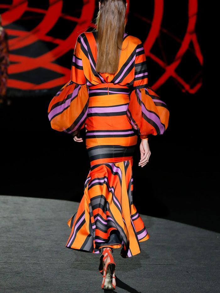 Hannibal Laguna LOOK 37 FONT Y FOXI | Blusa Y Falda En Satín Estampado De Rayas