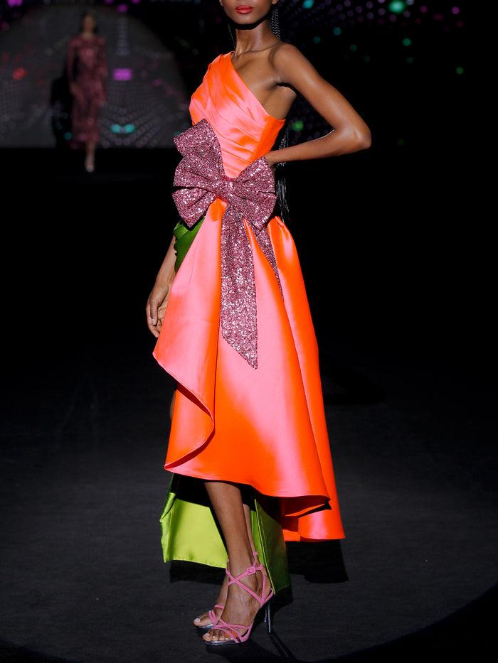 Hannibal Laguna LOOK 39 ISMERAL | Vestido De Fiesta Midi En Mikado Salmón Y Martelé Verde