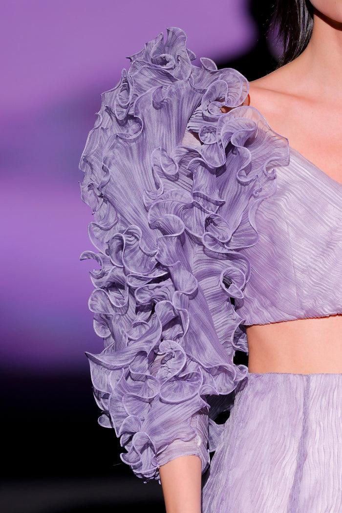 Hannibal Laguna LOOK 39 Top Crop JULI Y Falda JORDANA | Top Crop Realizado En Garza Plisada De Color Amatista. Falda Larga De Fiesta Realizada En Garza Espiga Color Amatista