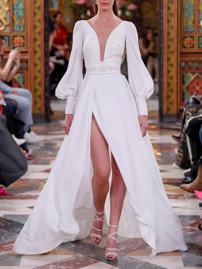 Hannibal laguna LOOK 4 Vestido de boda USTRAL realizado en crepe