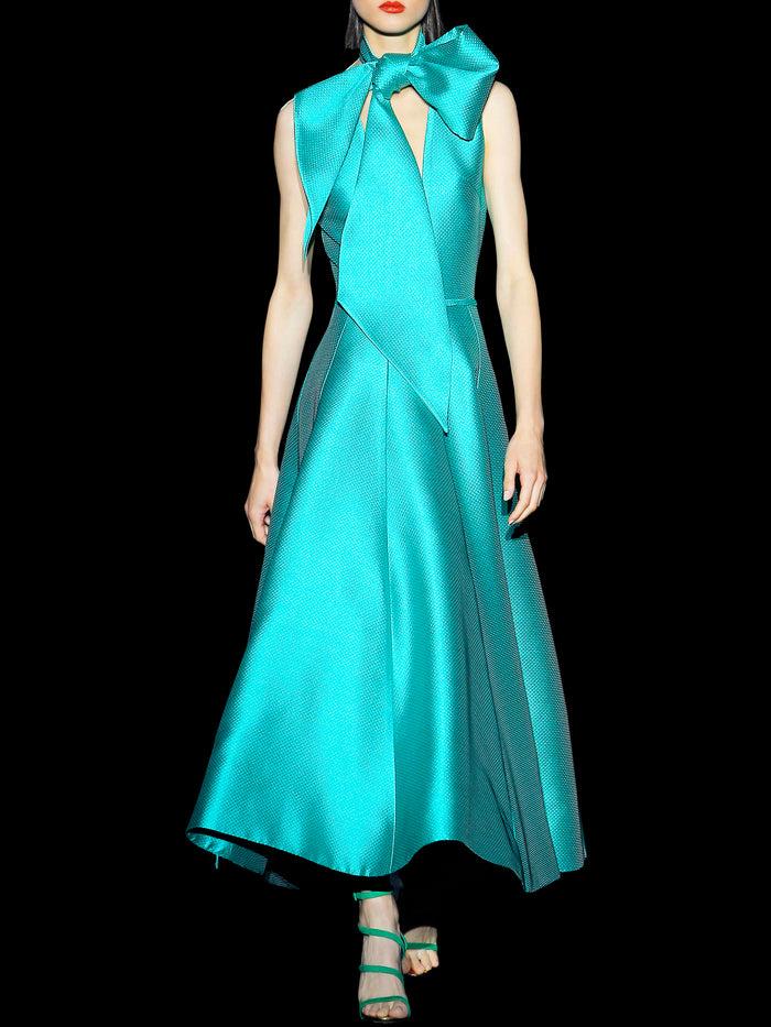 Hannibal laguna LOOK 9 BERDINELI | Vestido en gran pique hiervabuena con falda de nesgas