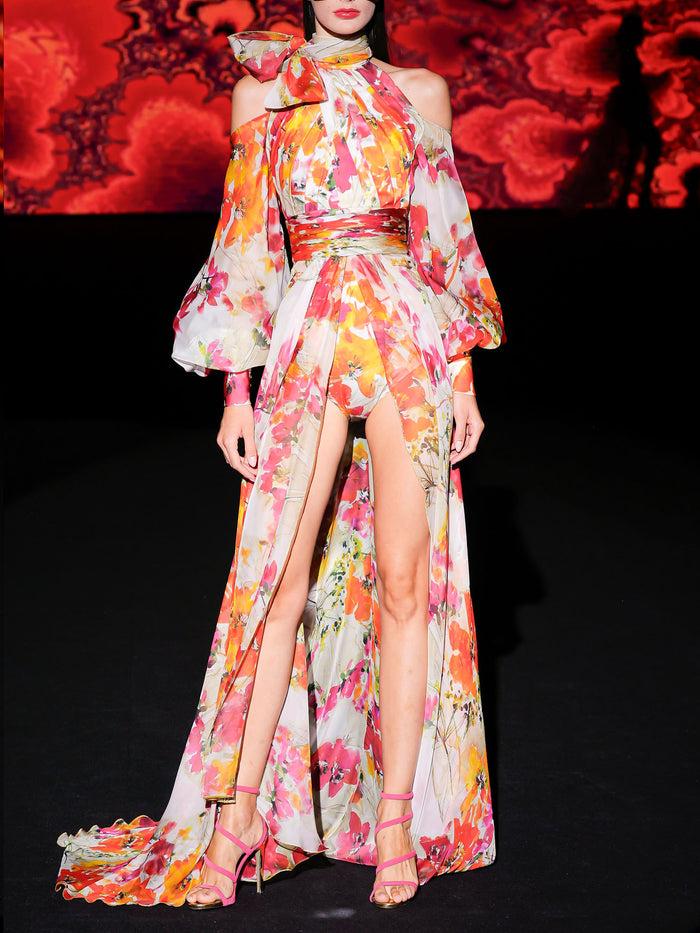 Hannibal Laguna LOOK 9 Vestido KLINT | Vestido Largo Estampado En Gasa En Tonos Cálidos Con Escote Halter Y Lazo Al Cuello