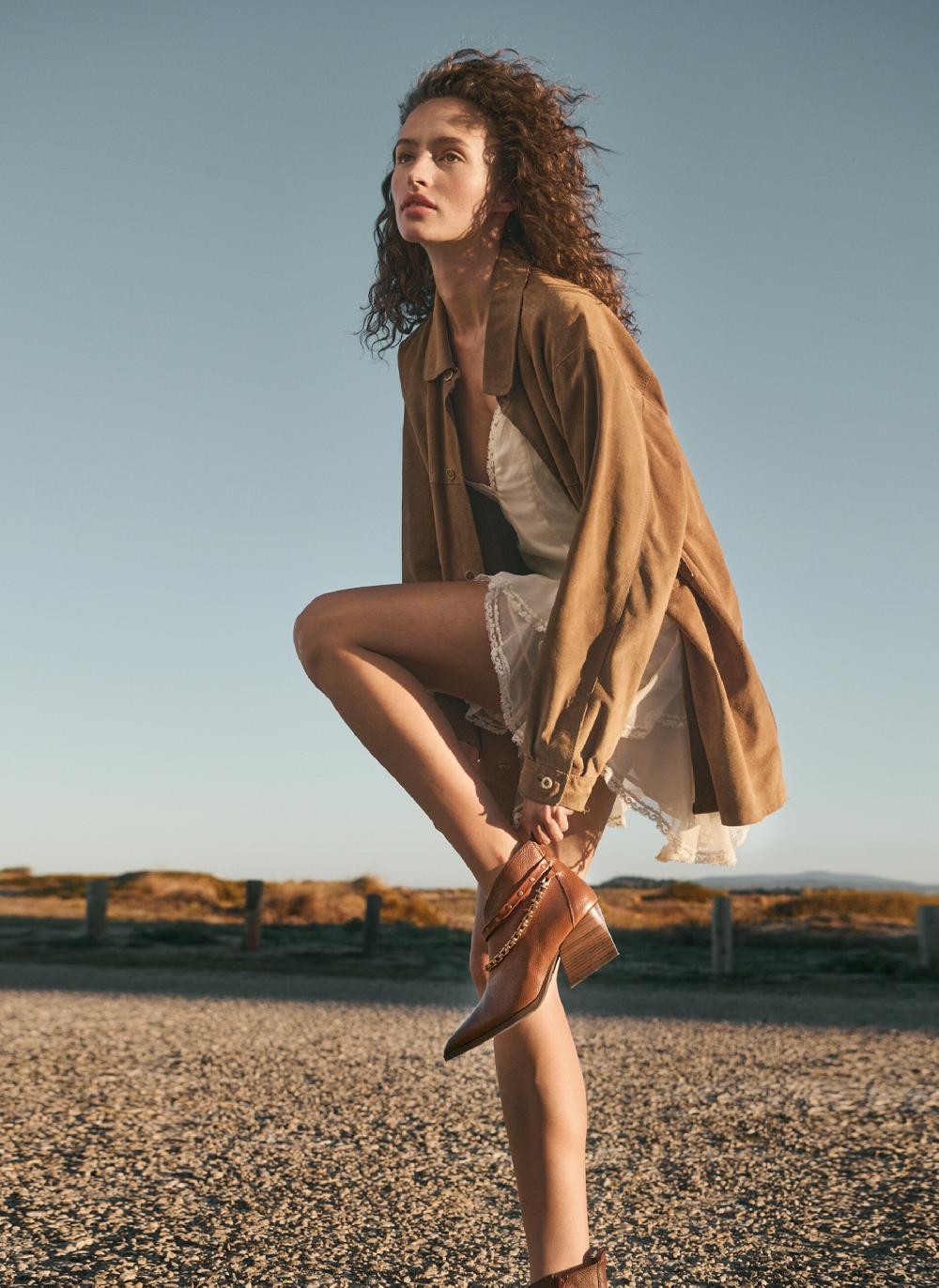 Hispanitas Botin sidney cuero