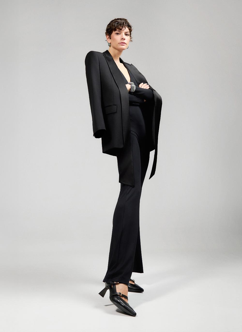 Hispanitas Destalonado Nova Negro