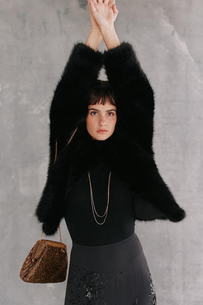 Hoss Intropia Anna. Chaqueta Corta De Pelo Sintético | Kimonos Y Chaquetas De Mujer | Hoss Intropia