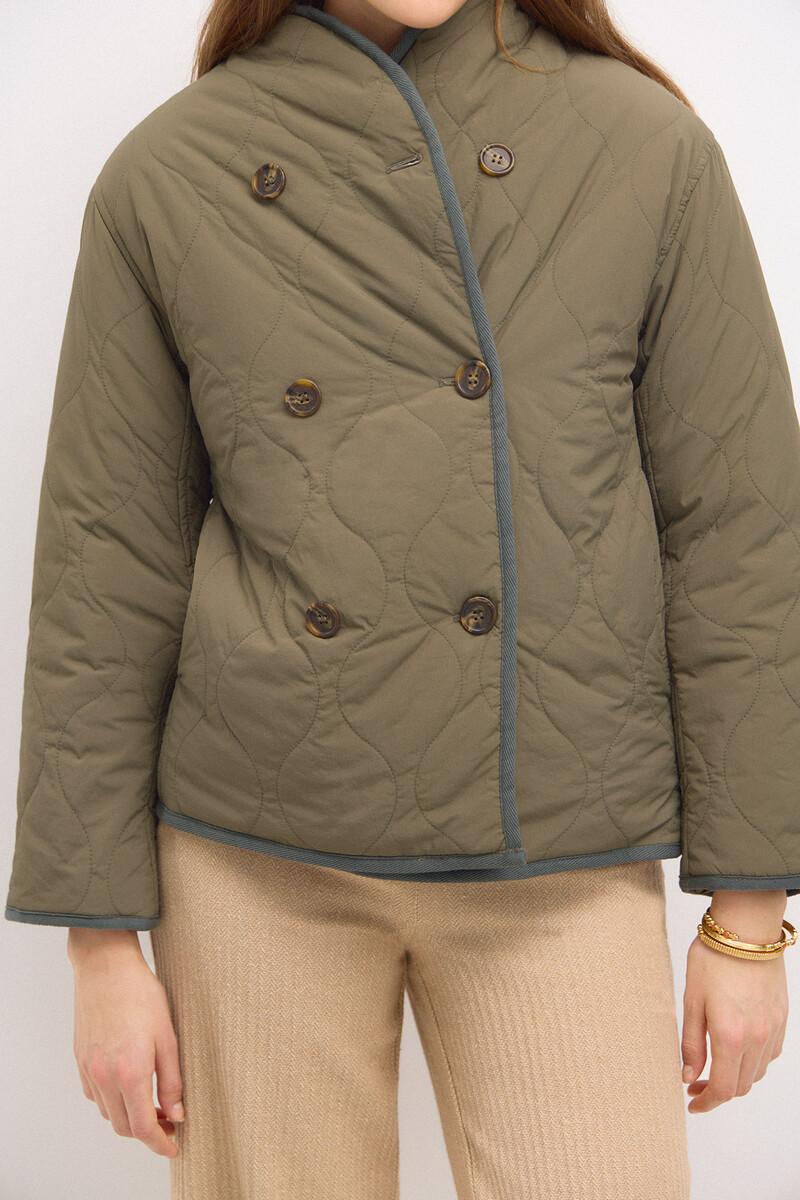 Hoss Intropia Diana. Chaqueta Acolchada Con Botones | Kimonos Y Chaquetas De Mujer | Hoss Intropia