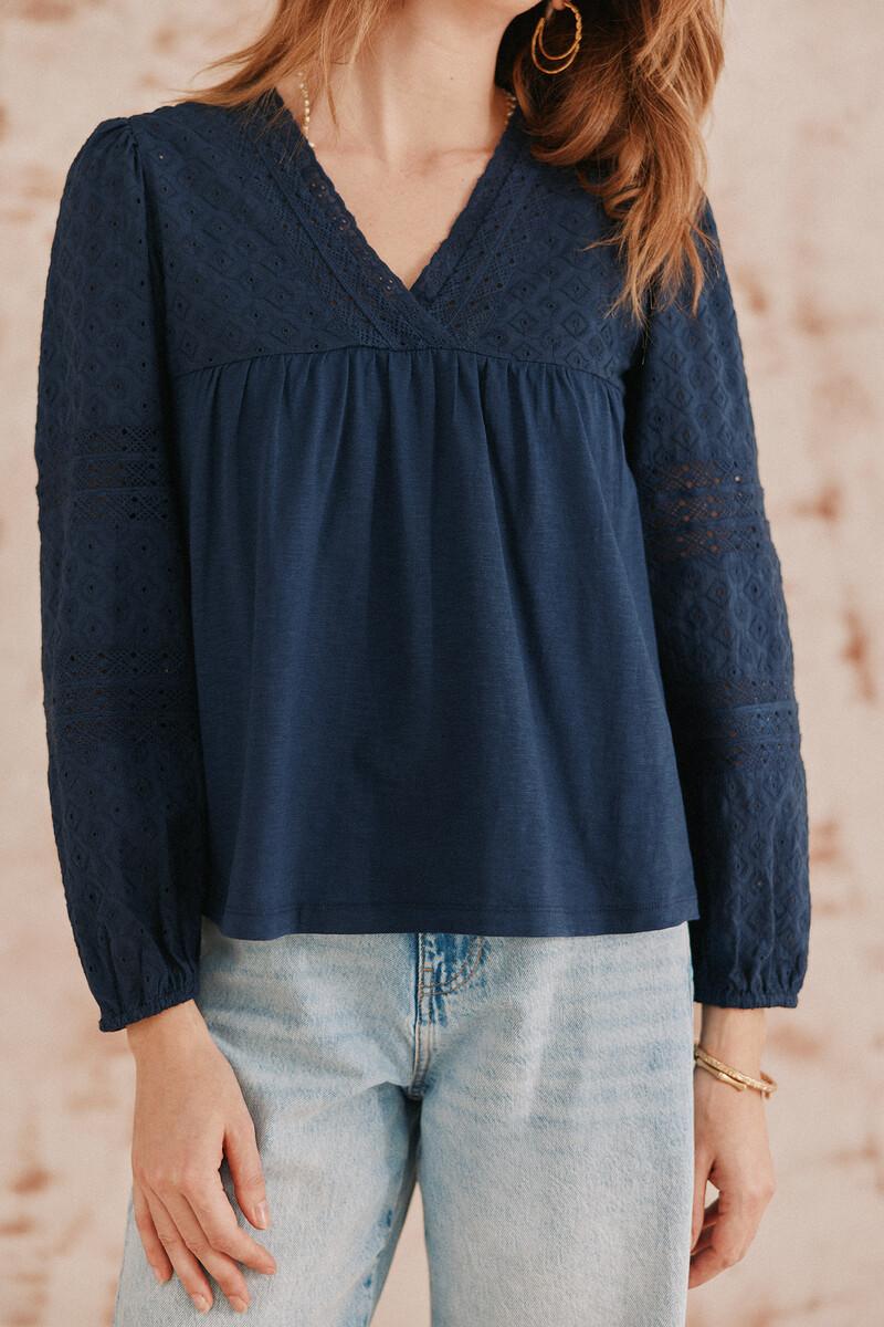 Hoss Intropia Felicidad. Camiseta Bordada | Camisetas Y Tops De Mujer | Hoss Intropia