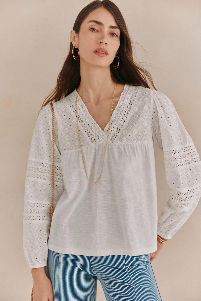 Hoss intropia Felicidad. Camiseta bordada | Camisetas y tops de mujer | Hoss Intropia