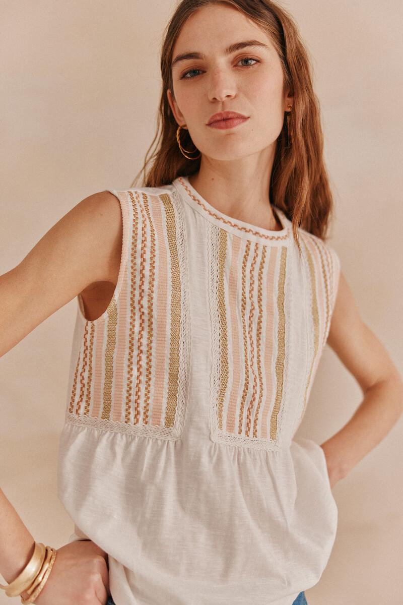 Hoss Intropia Felipa. Camiseta Bordada | Camisetas Y Tops De Mujer | Hoss Intropia