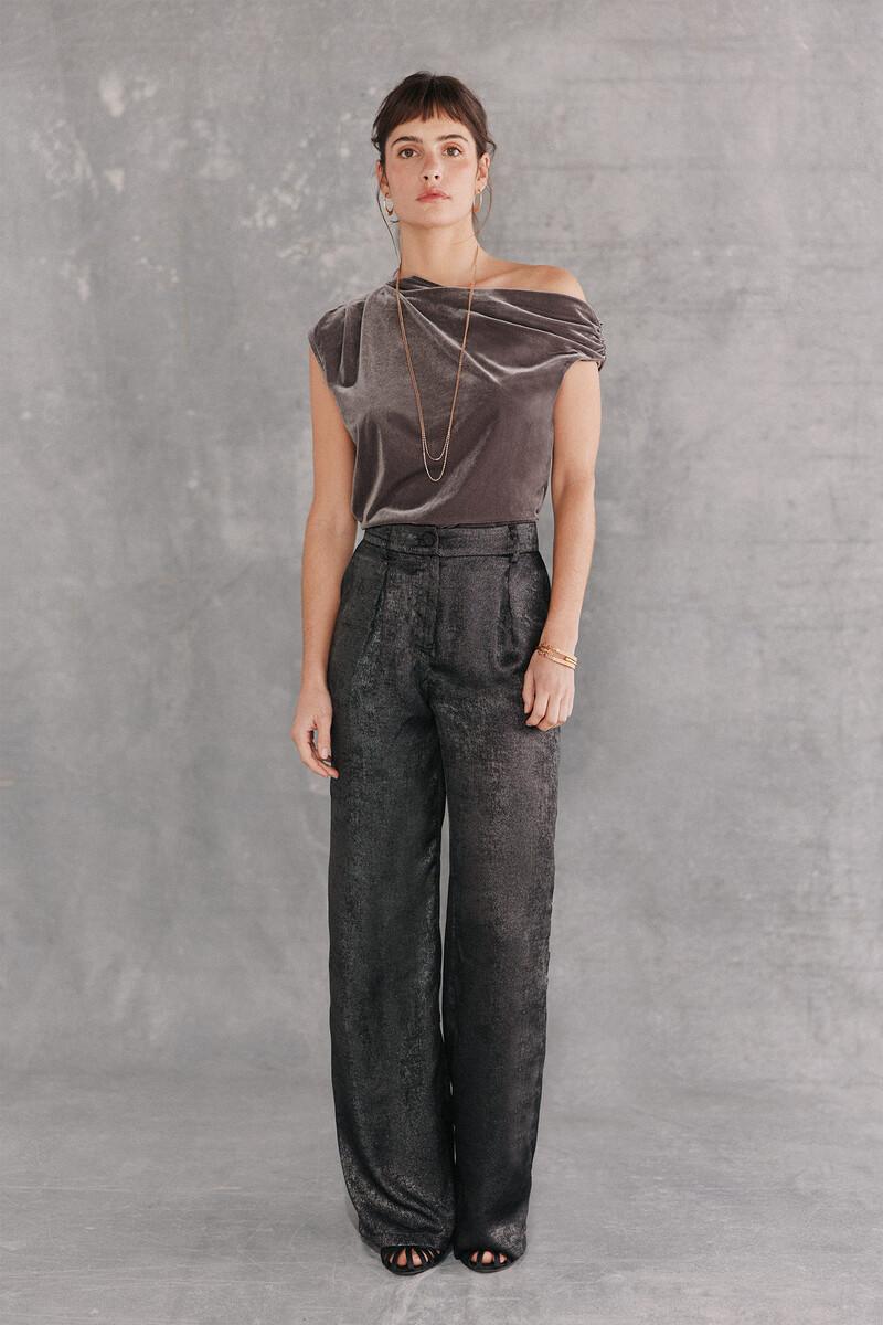 Hoss Intropia Sol. Camiseta Ajustada De Terciopelo | Camisetas Y Tops De Mujer | Hoss Intropia