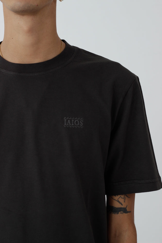 Iaios Camiseta Bordado Negra