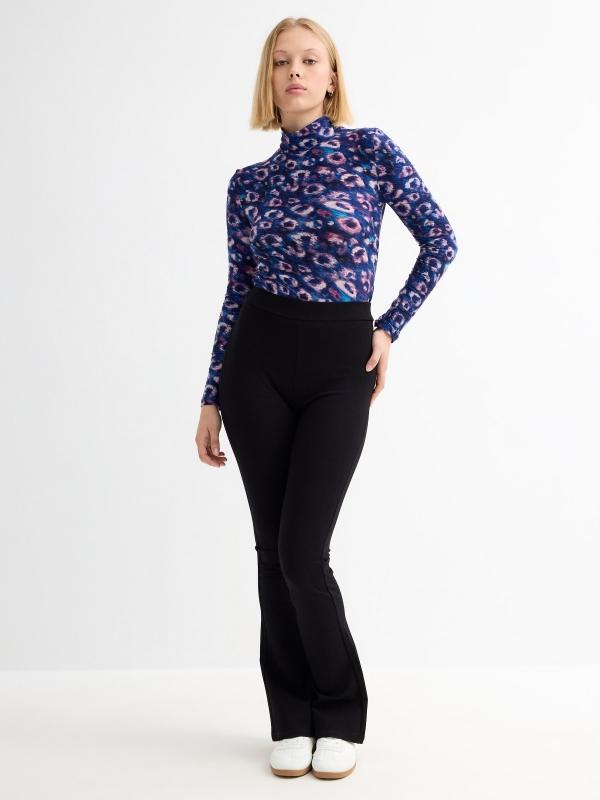 In Side Camiseta Manga Larga Cuello Alto Animal Print