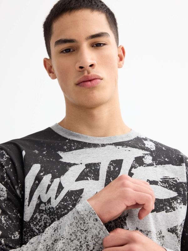 In Side Camiseta Manga Larga Estampado Gráfico Gris