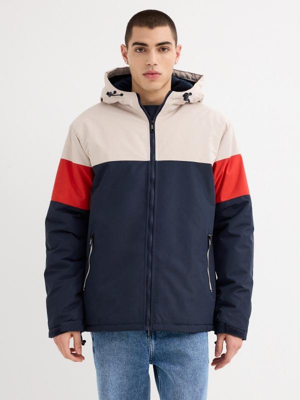 In side Abrigo acolchado color block