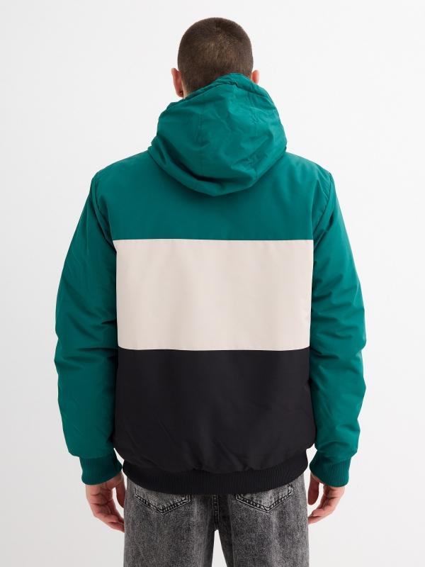 In Side Abrigo Color Block Verde